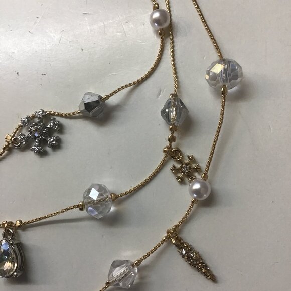 Betsey Johnson New 3-Tier Snowflake and Pearls Necklace - Picture 5 of 6